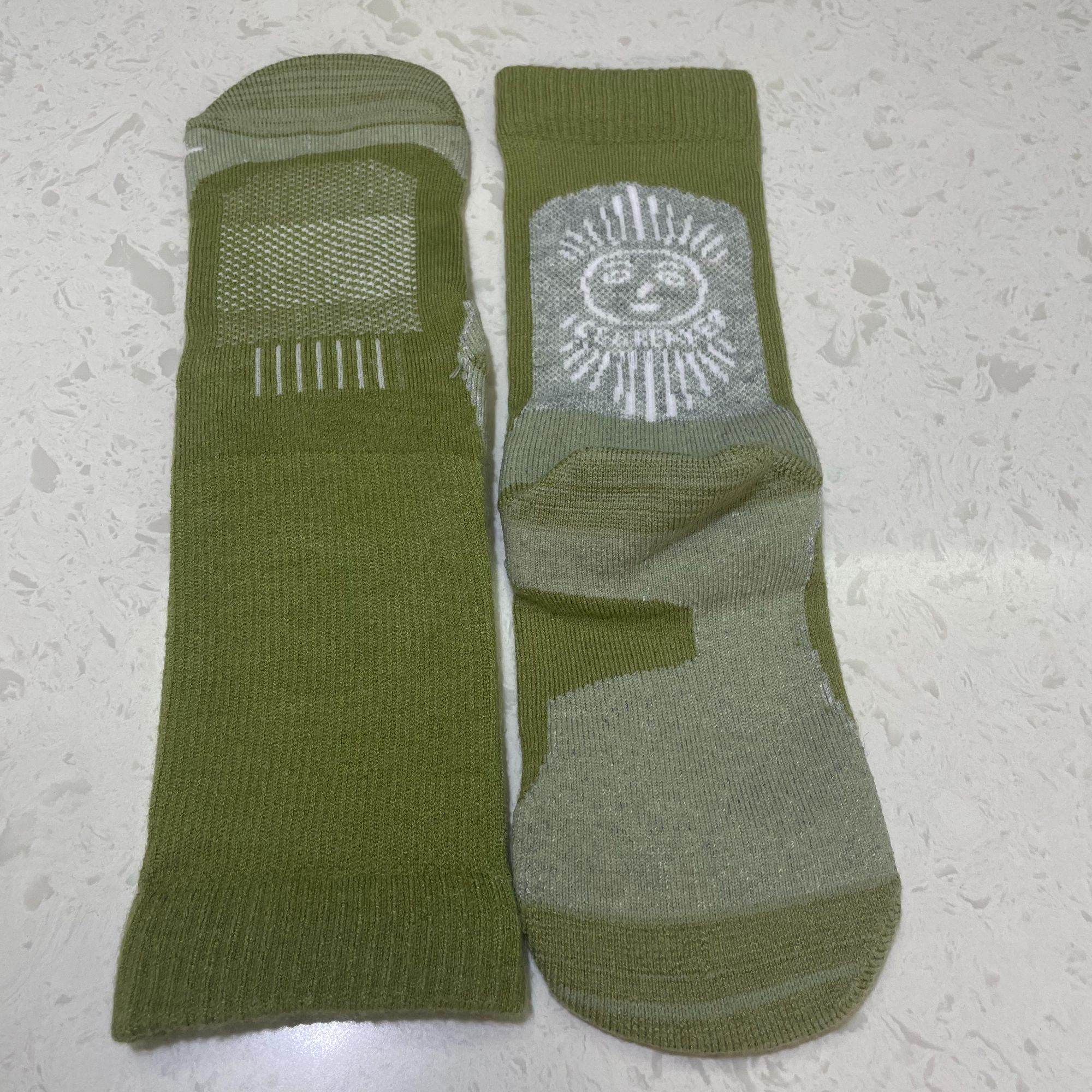 外贸单美丽诺羊毛户外男袜2双装