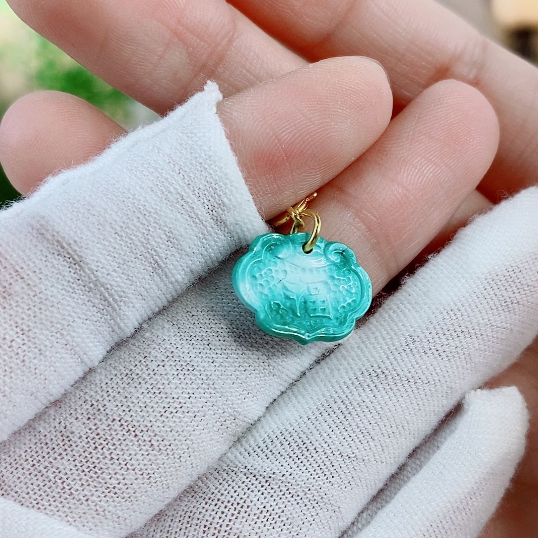 未镶嵌绿松石珠宝奇石