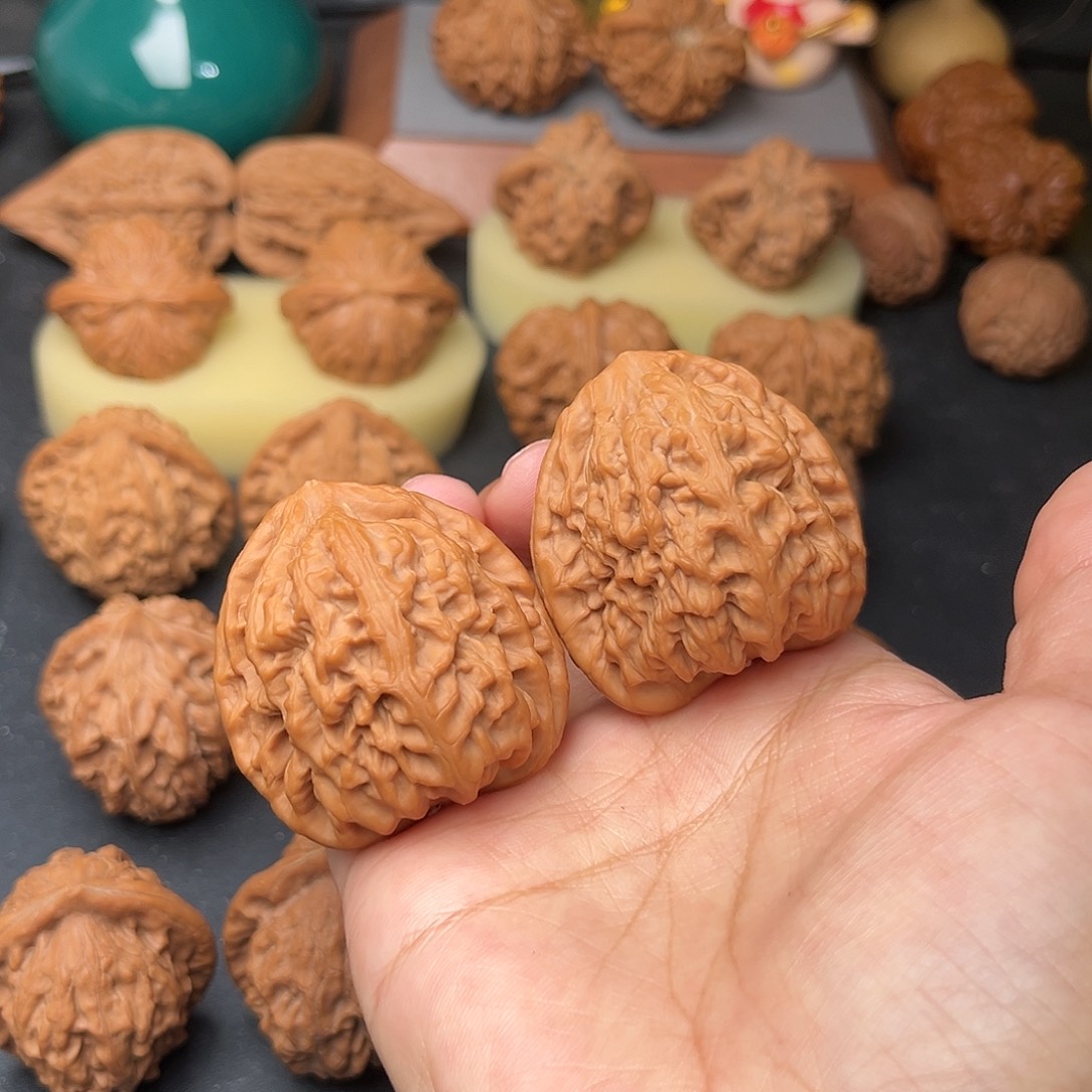 把件文玩核桃红锦鲤全品