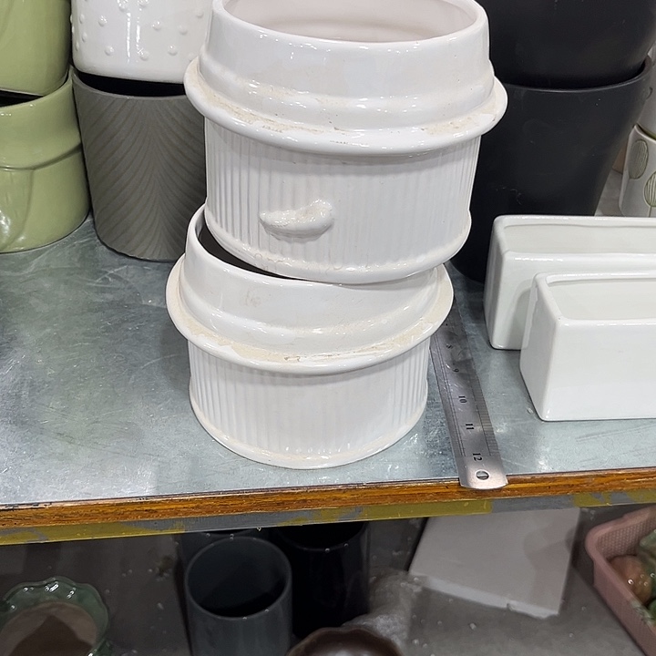 福利价花盆默认打孔全场10包邮