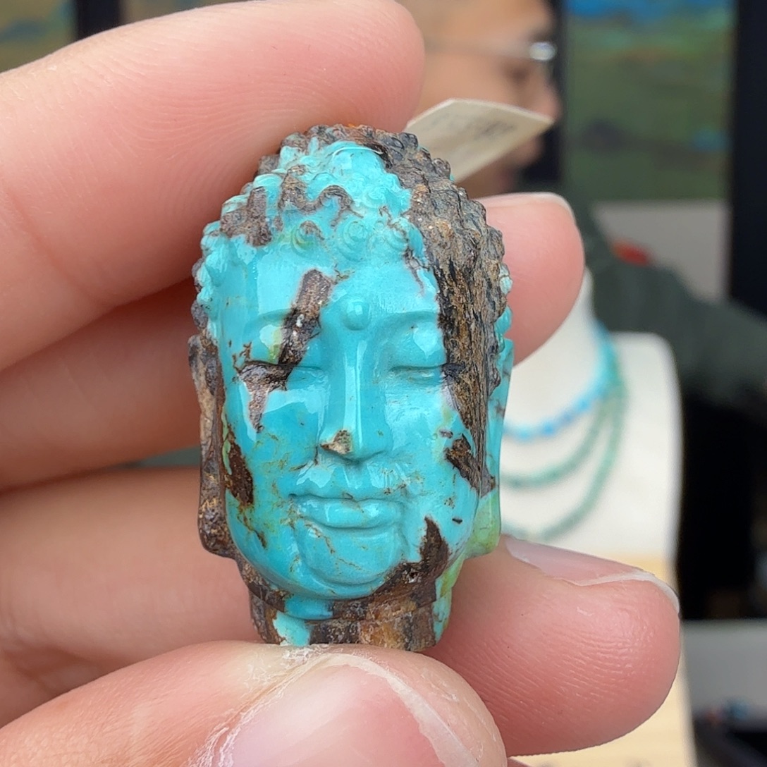 卡***丘绿松石未镶嵌珠宝奇石