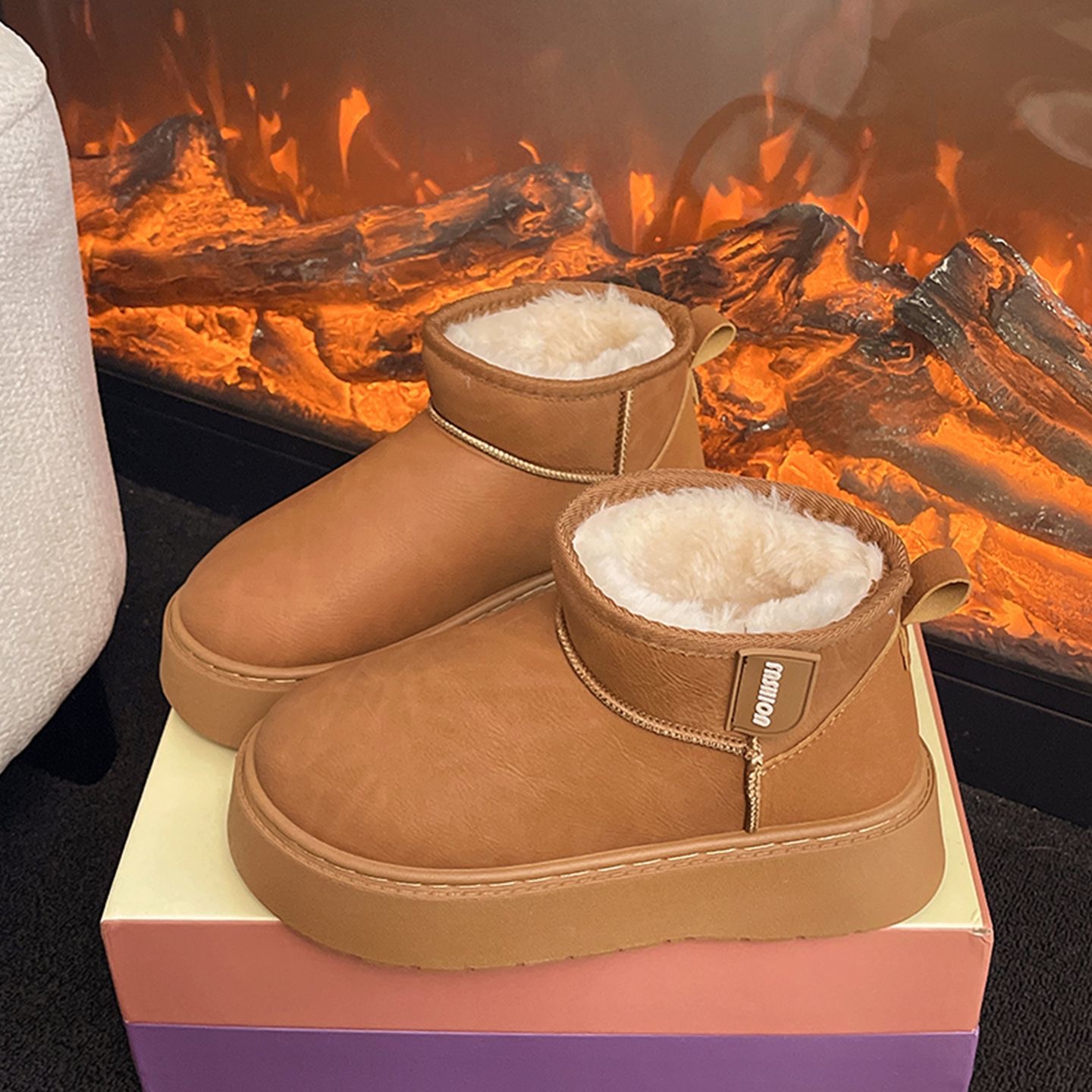 短筒冬季短靴一脚蹬保暖防滑防水时尚雪地靴