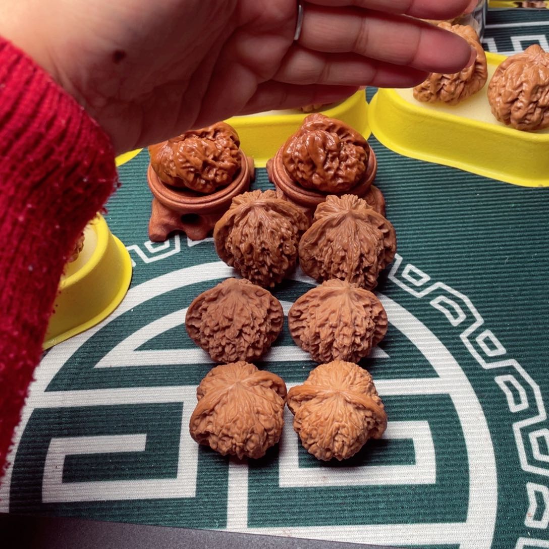 【闪购商品】文玩核桃把件磨盘四座楼