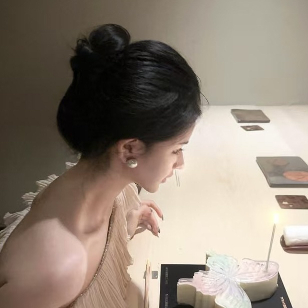 夏媛原创 珍珠耳钉好搭配！！！