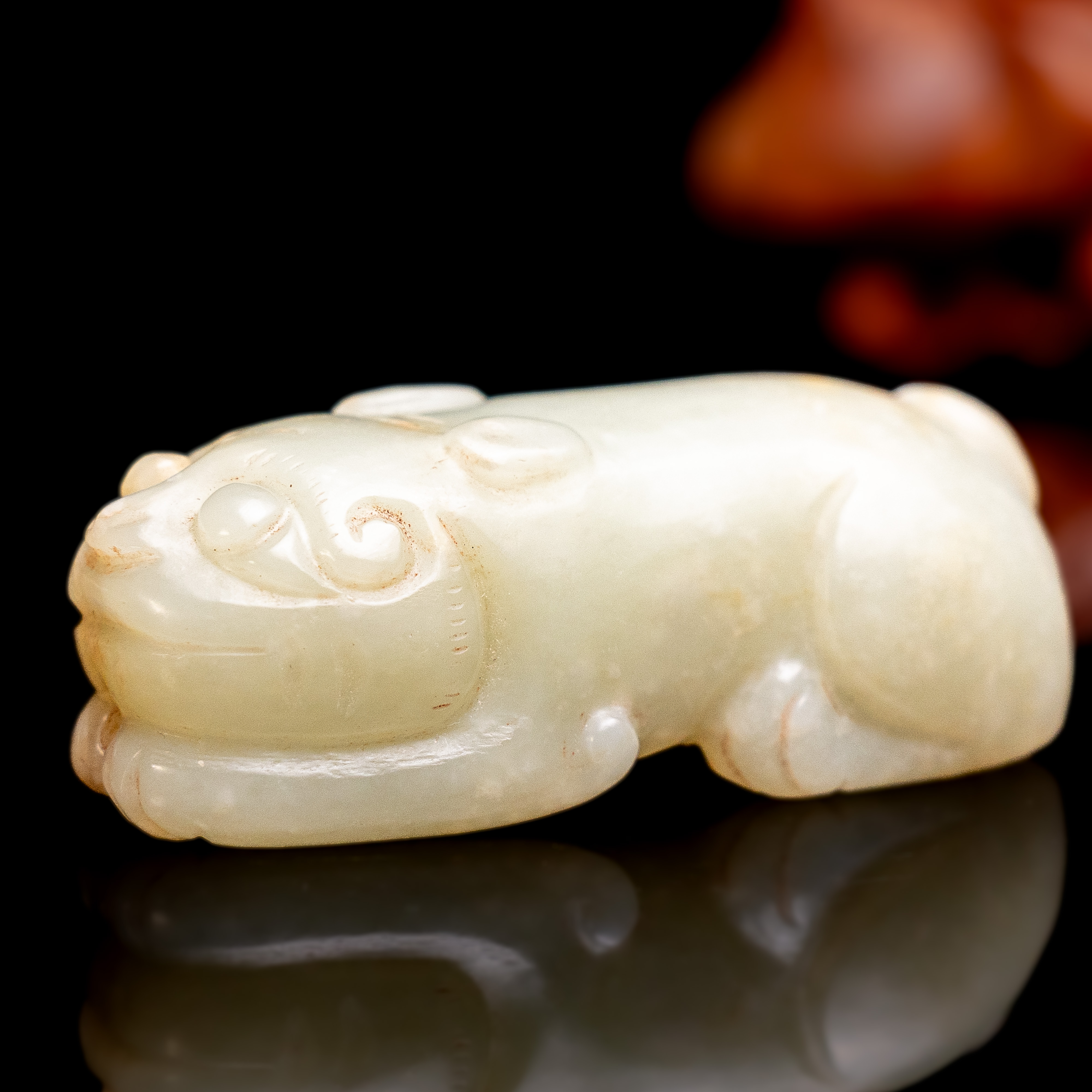 明代和田玉瑞兽把件