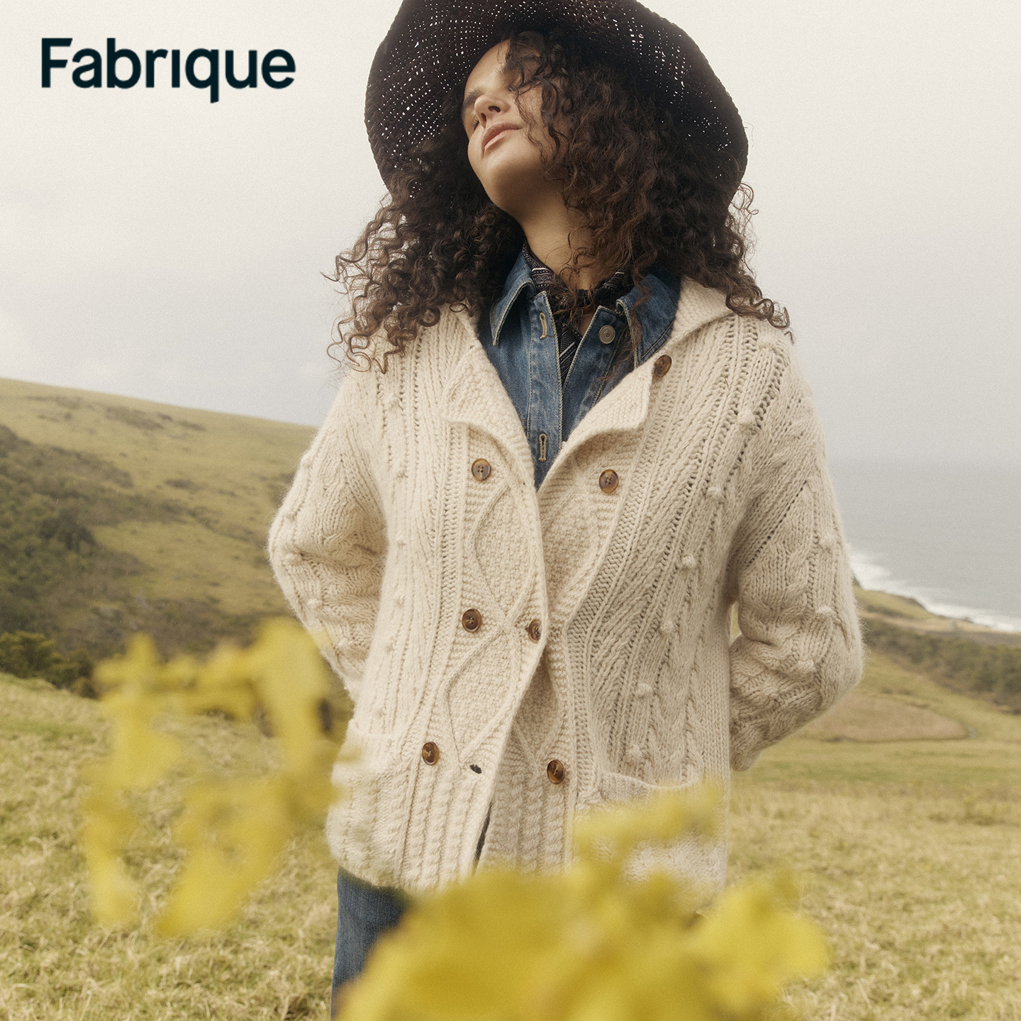 Fabrique Petite 秋冬新品古早奶奶风小绒球绵羊毛羊驼毛针织开衫