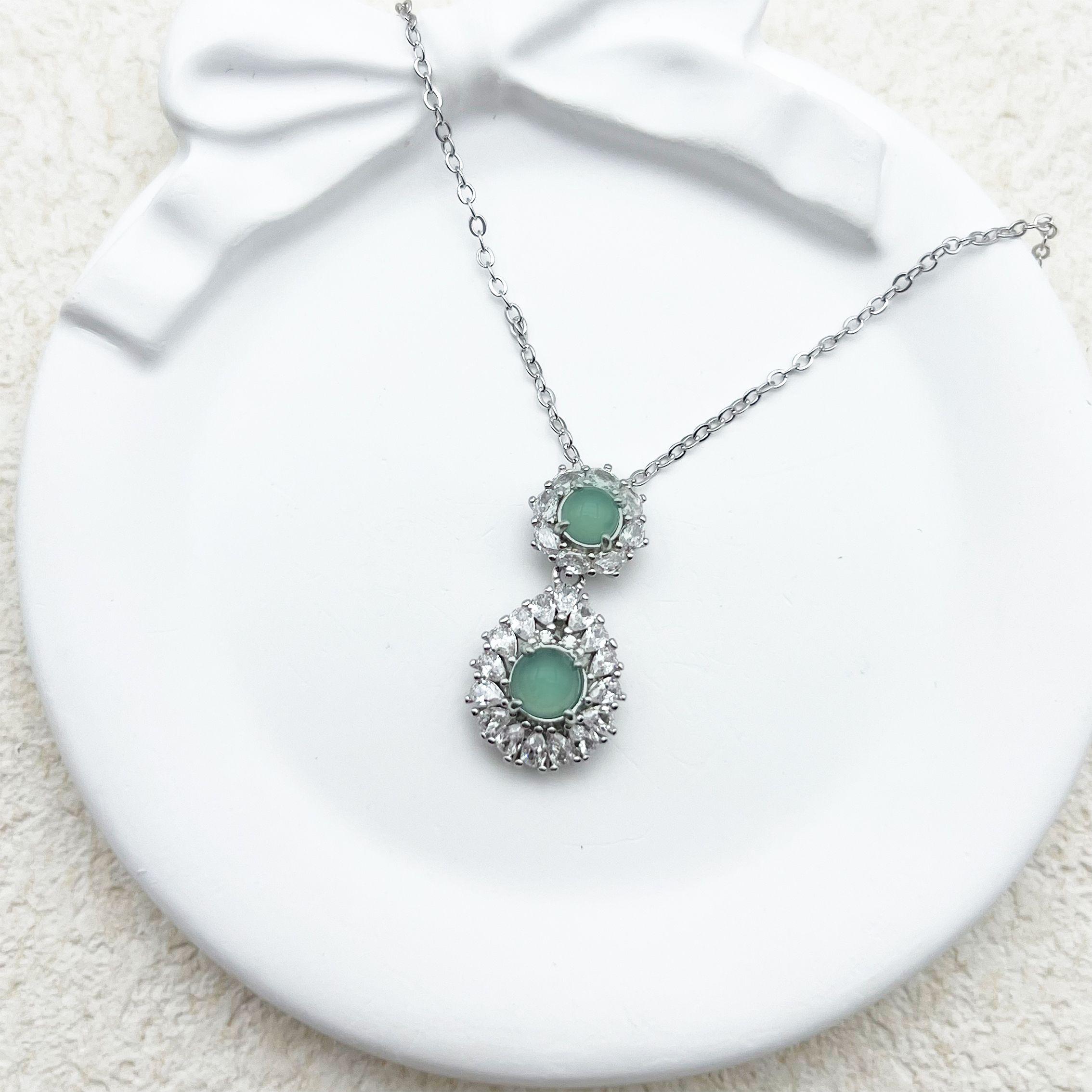 天然翡翠气质时尚精美百搭轻奢项链(6X6mm)~AXC2003