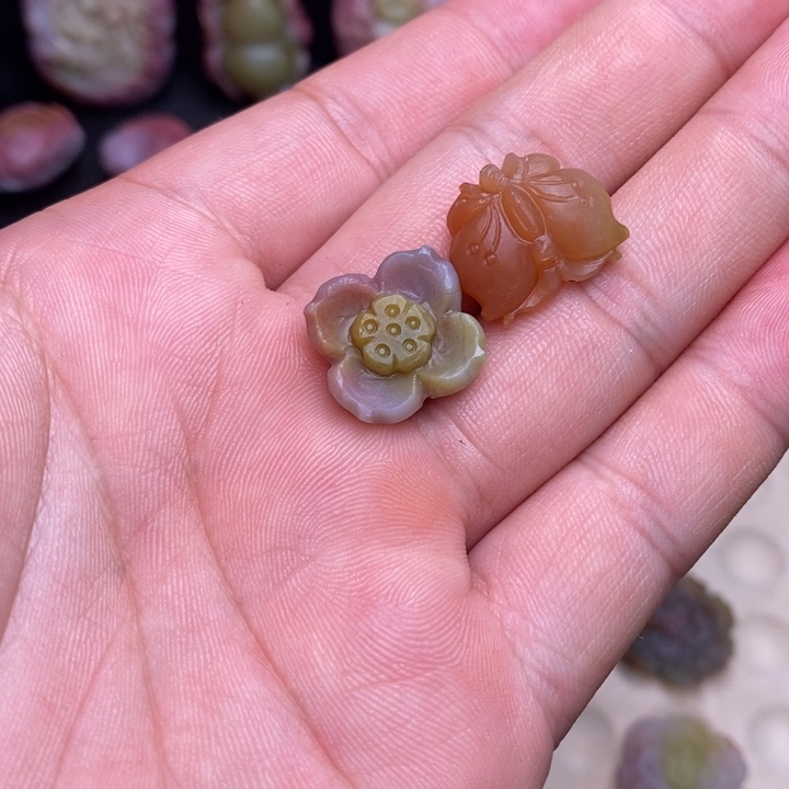 玛瑙/玉髓配饰未镶嵌玹*