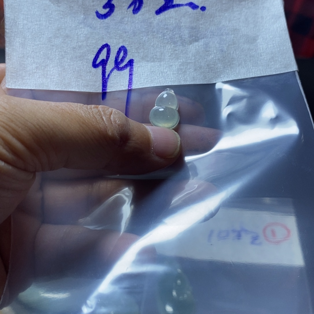 定制翡翠未镶嵌小葫芦
