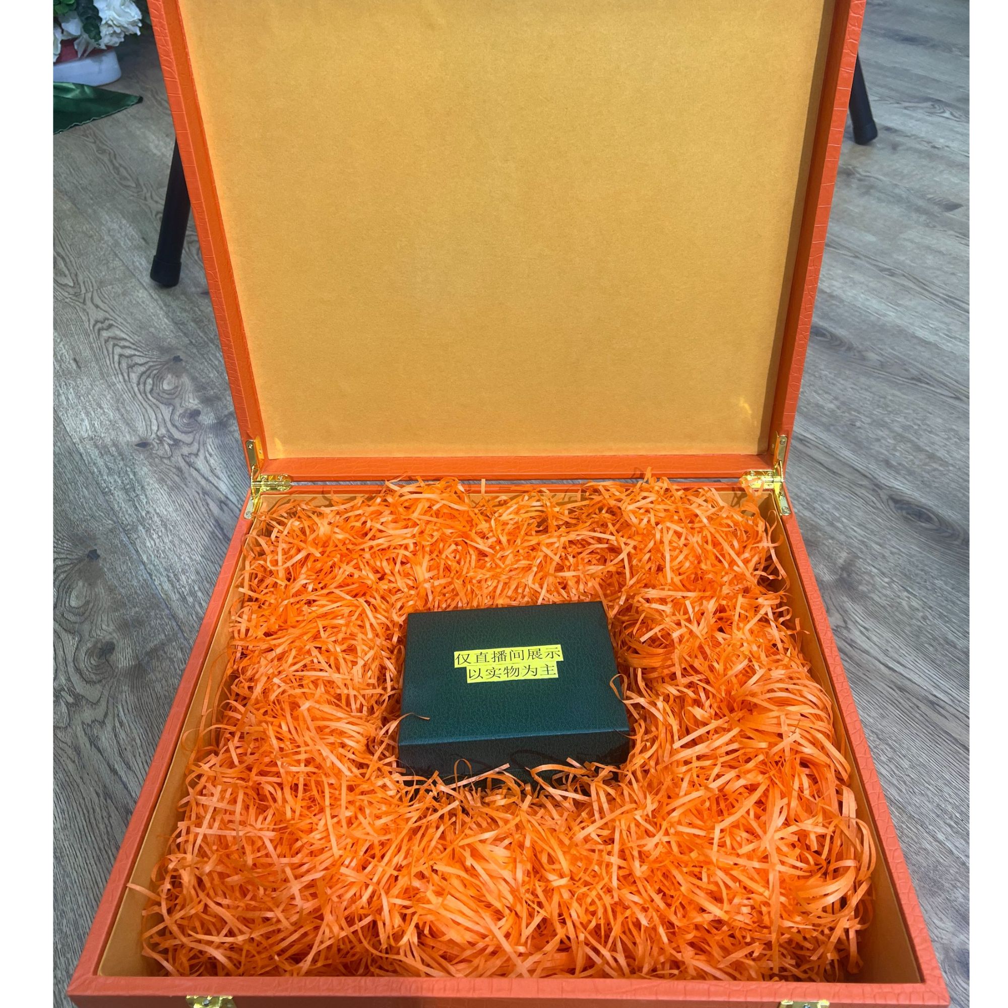 首饰盒/箱 【仅展示用】精美礼盒-盒子