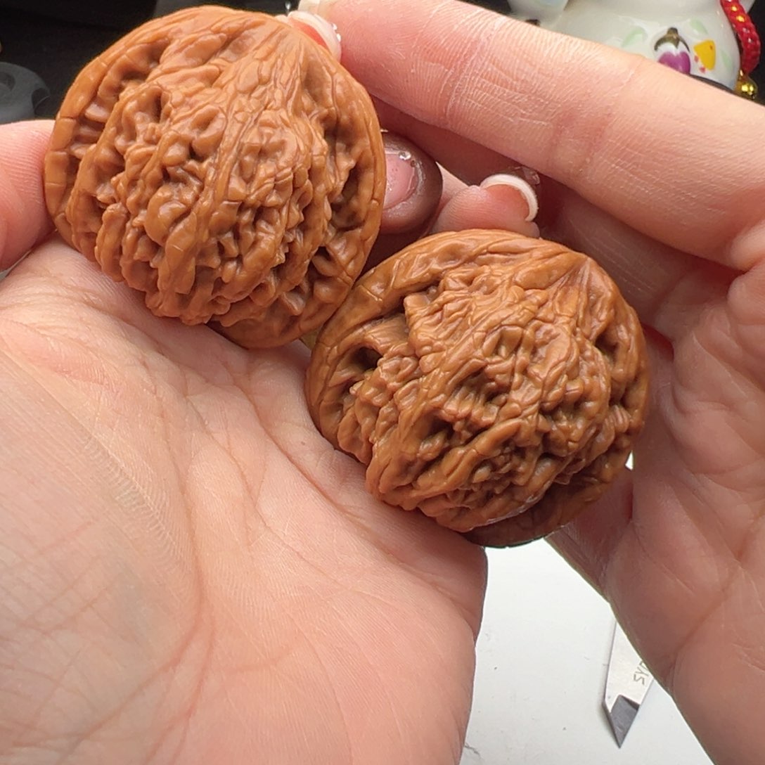 文玩核桃把件虎头王44