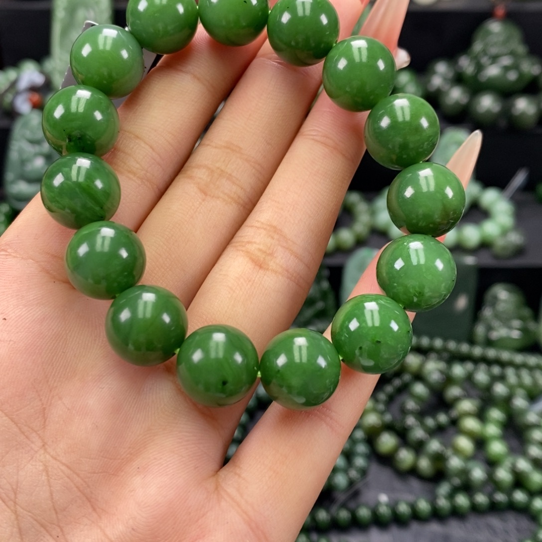 和田玉未镶嵌珠宝奇石