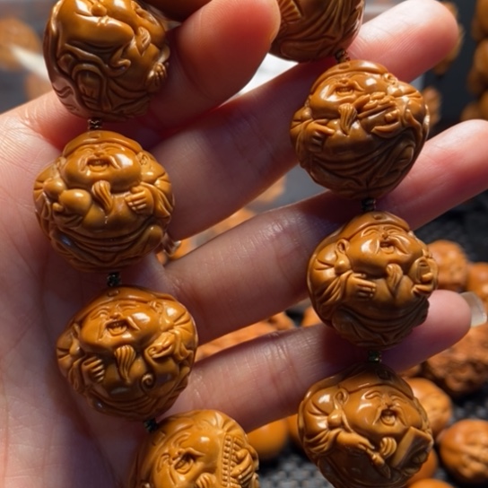 橄榄核吊坠飘***天荷叶财神