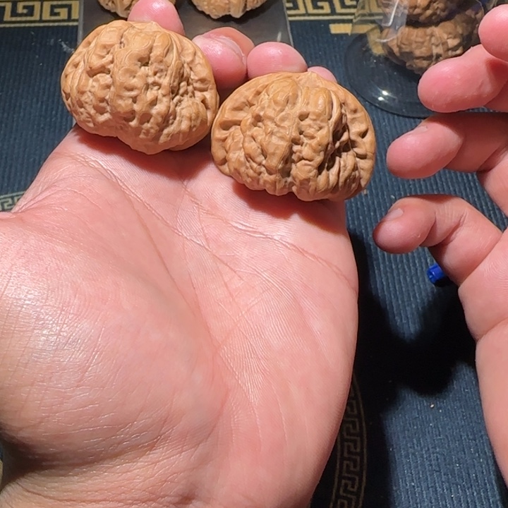 文玩核桃吊坠m****粒蛤蟆