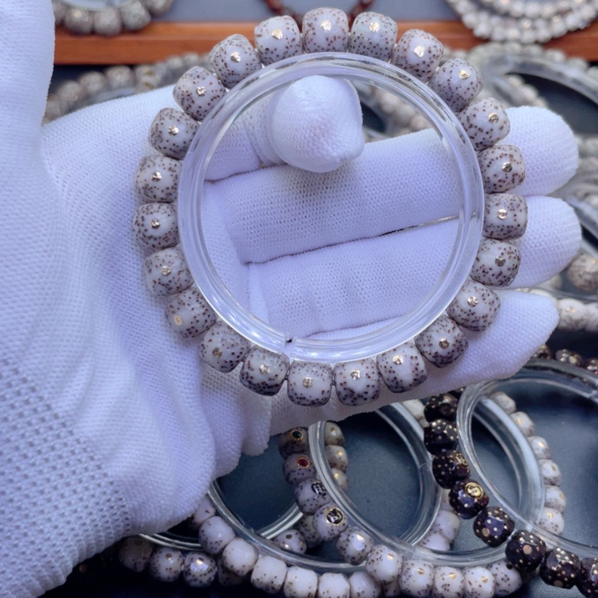 【闪购商品】星月菩提手串满钉糯冰龙鳞