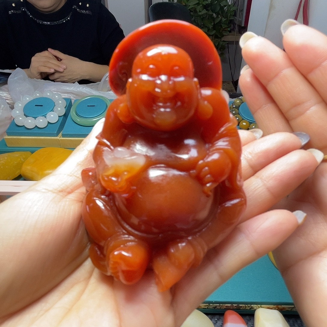 石英质玉（金丝玉）未镶嵌珠宝奇石