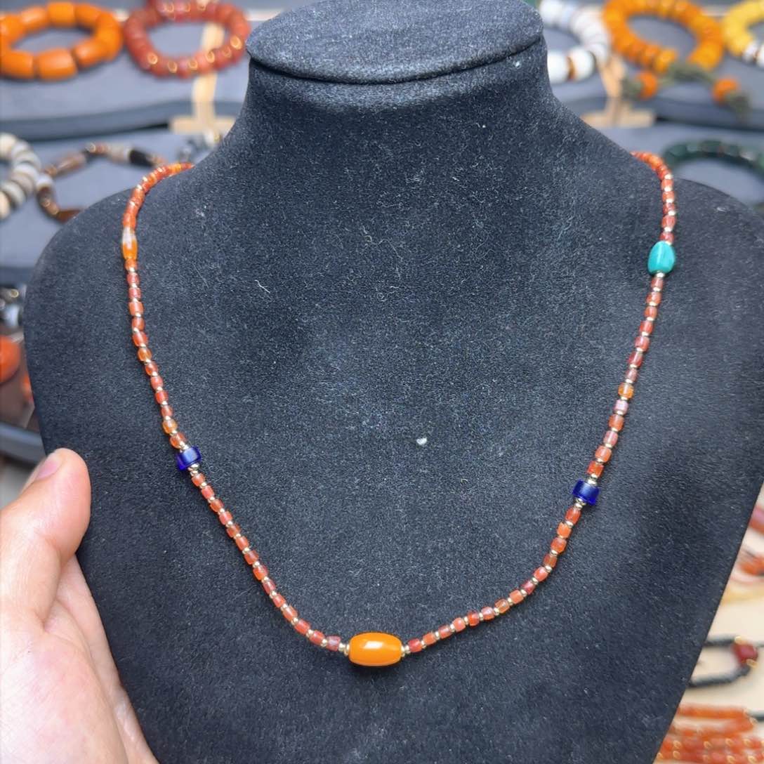 玛瑙/玉髓颈饰未镶嵌