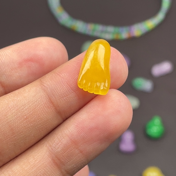 翡翠未镶嵌颈饰吊坠