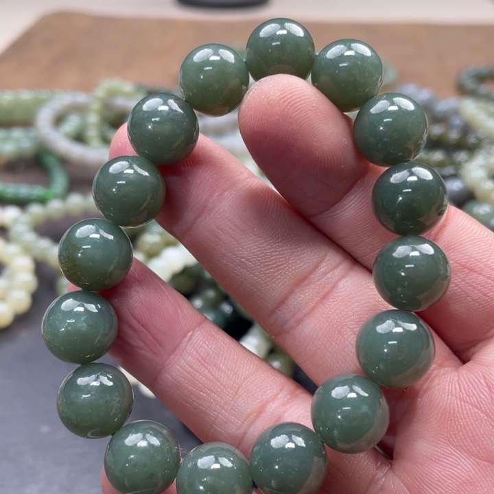 和田玉手链未镶嵌