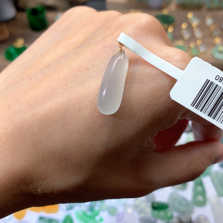 翡翠颈饰18K金镶嵌福瓜