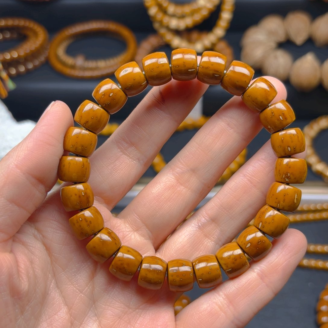 【闪购商品】菩提山****应紫金鼠直切手串