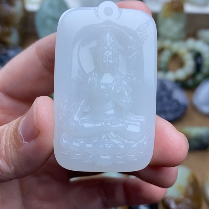 和田玉颈饰未镶嵌风**边