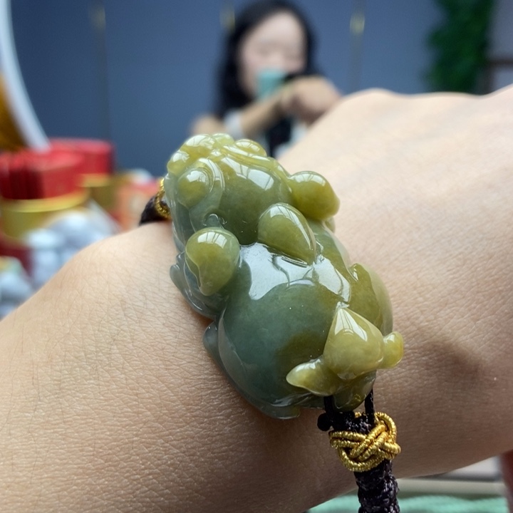 未镶嵌手串翡翠手串
