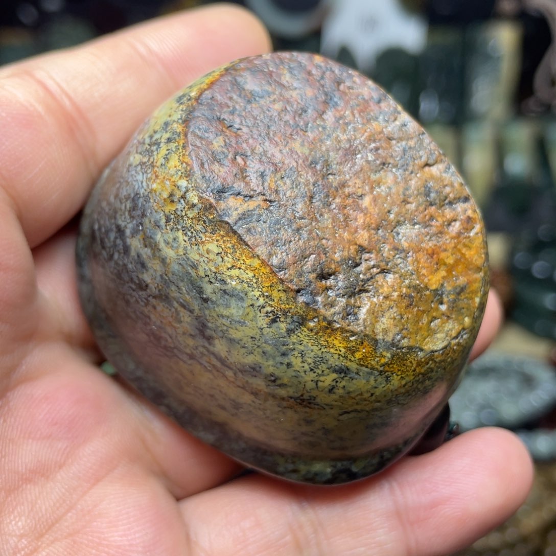 岫岩河磨玉（透闪石质玉）未镶嵌颈饰