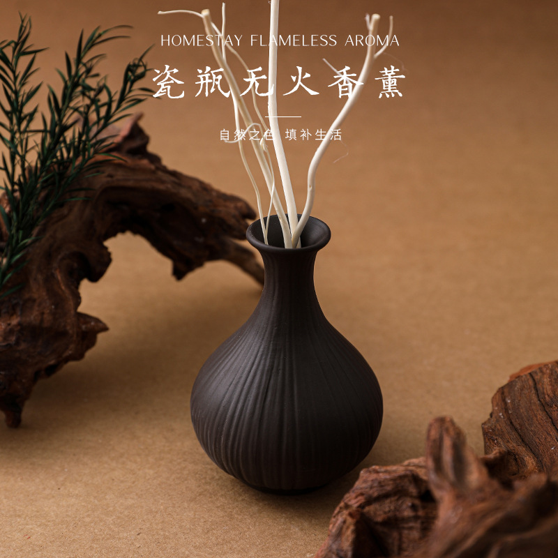 艺术家居国风复古无火香薰香氛插花摆件酒店民宿家用细颈波纹陶瓶