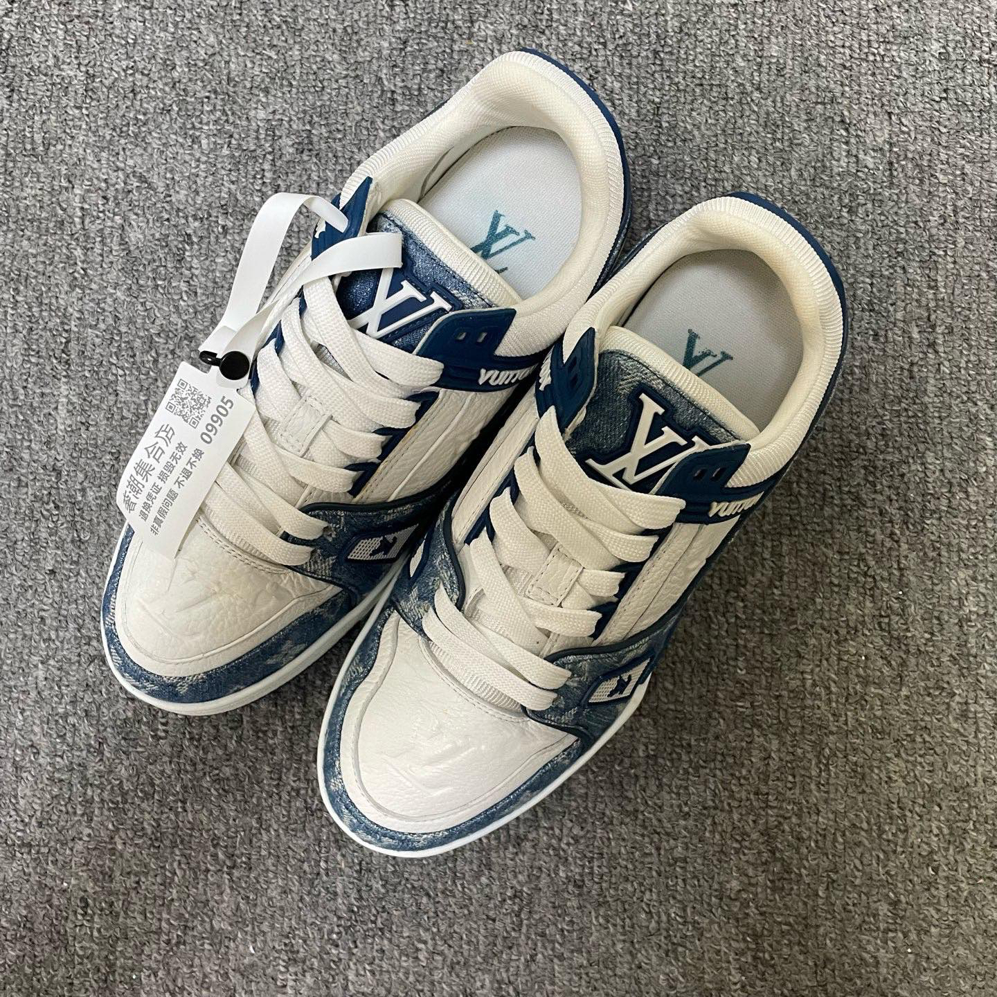 95新 LouisVuitton/路易威登 Trainer 低帮时尚板鞋 37码/09905