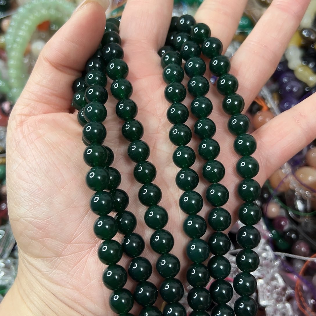 玛瑙/玉髓未镶嵌珠宝半成品，卡8祖母绿玛瑙一条