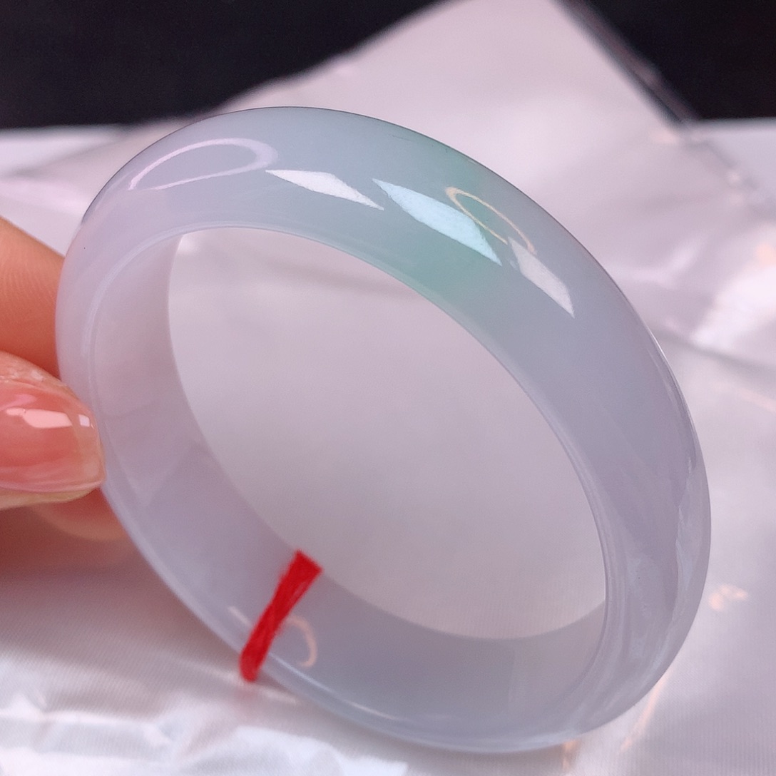 【闪购商品】翡翠手镯未镶嵌54+贵妃手镯