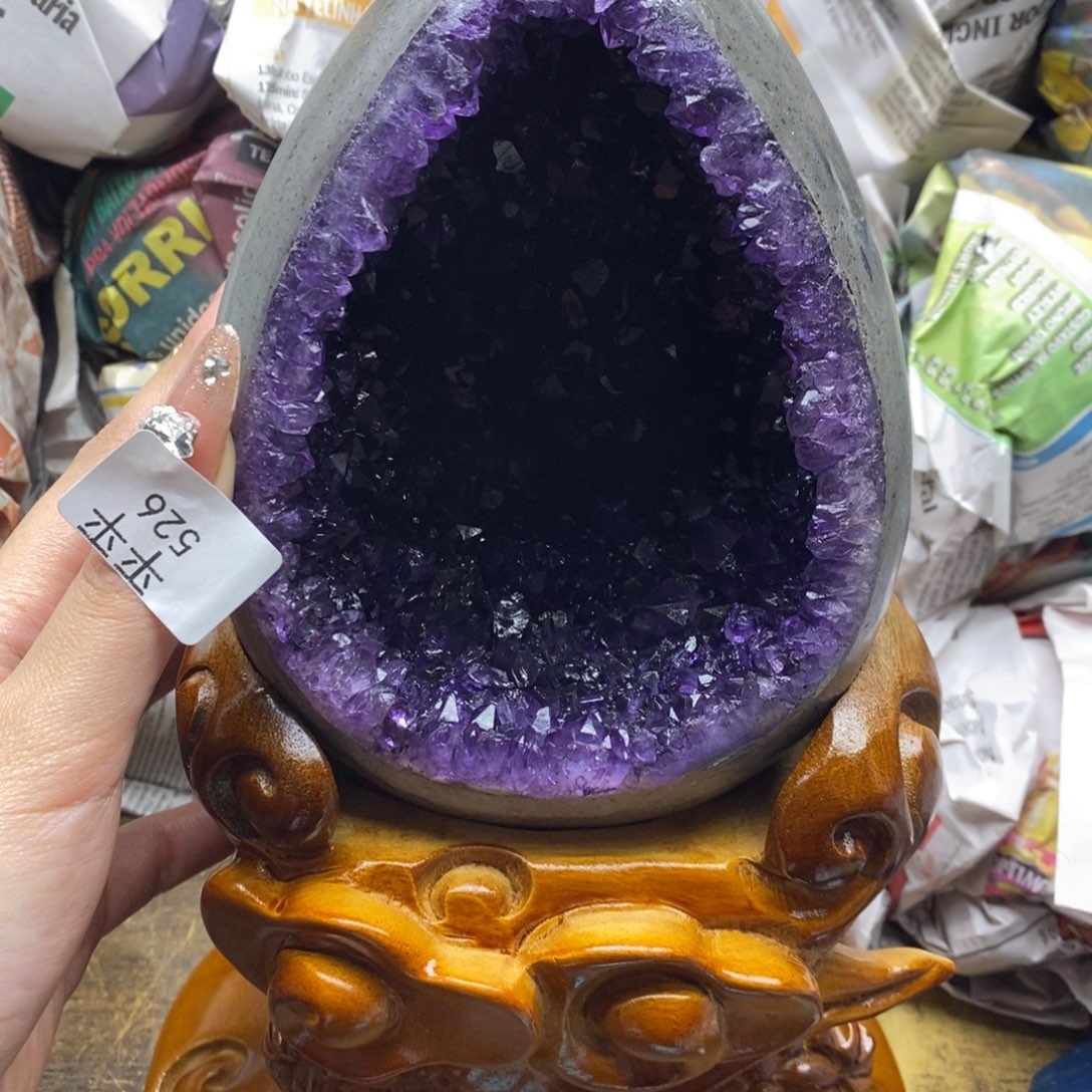 紫晶乌拉圭未镶嵌