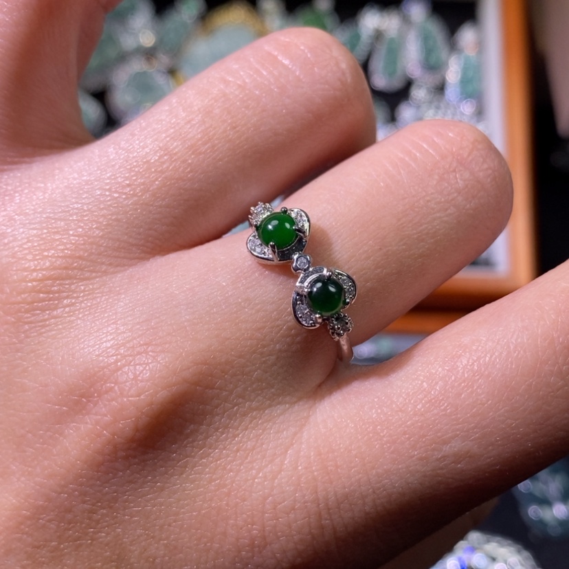 【闪购商品】翡翠颈饰未镶嵌天然