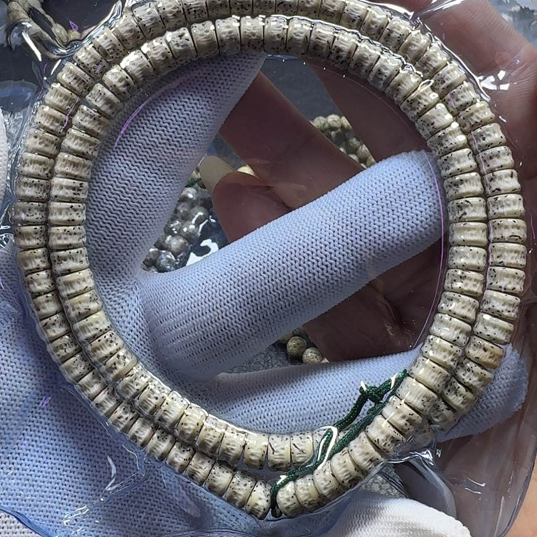 星月菩提手串星月菩提8*5石玉料星嘎