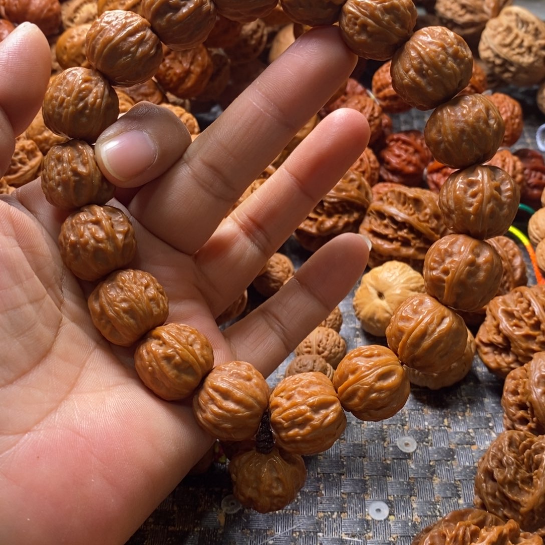 哆***梦吊坠文玩核桃树王