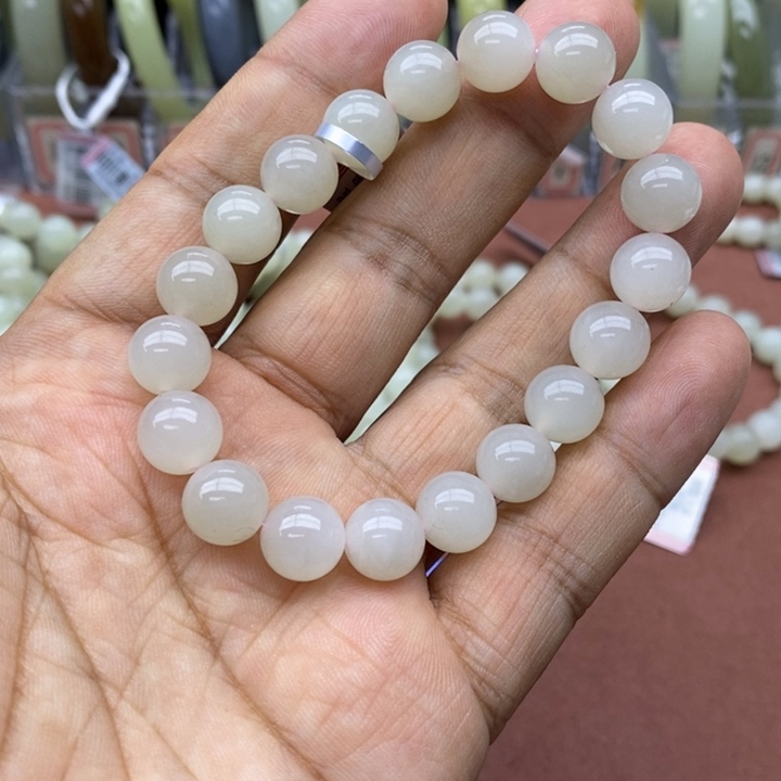 和田玉未镶嵌手链卡10