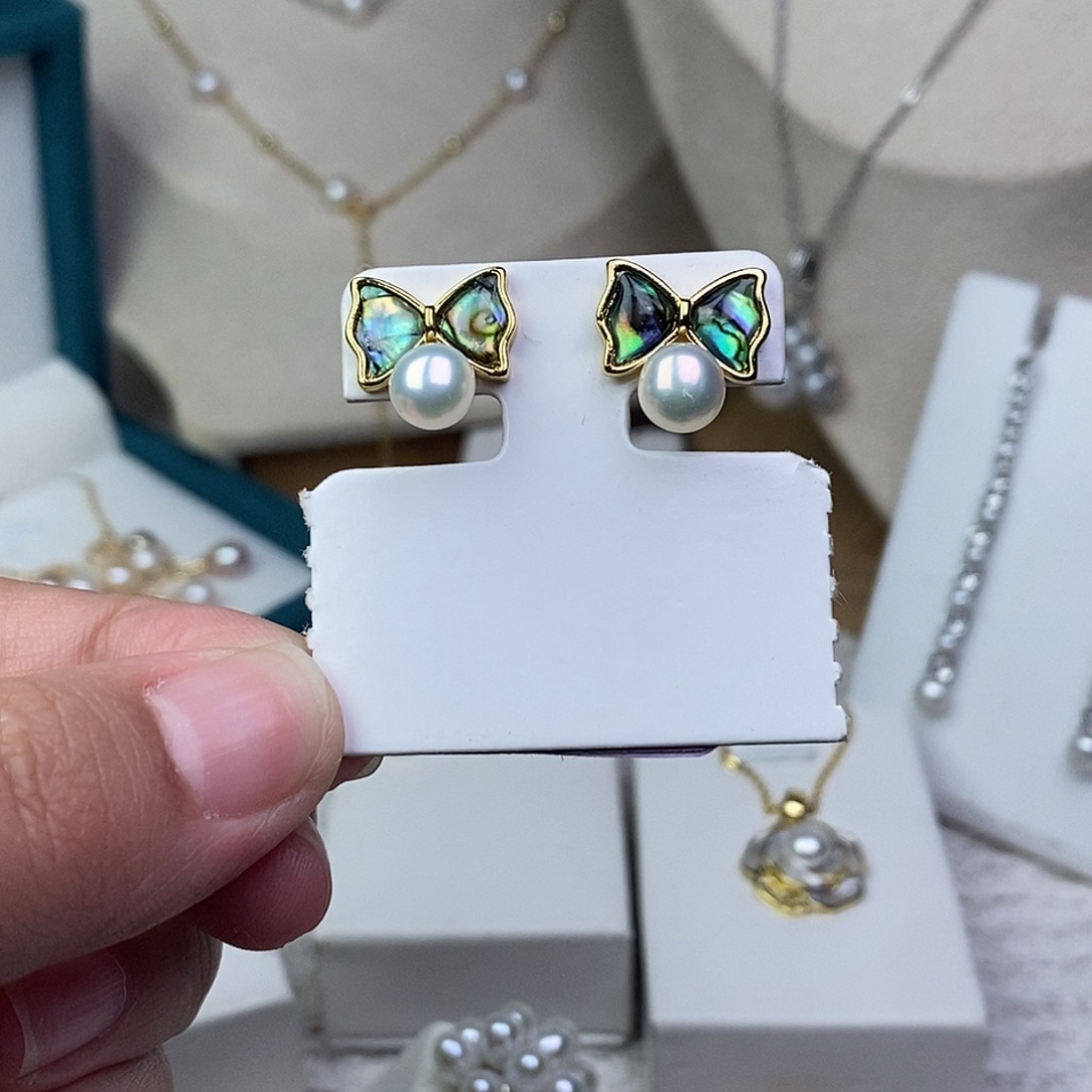 淡水珍珠银S925镶嵌耳饰