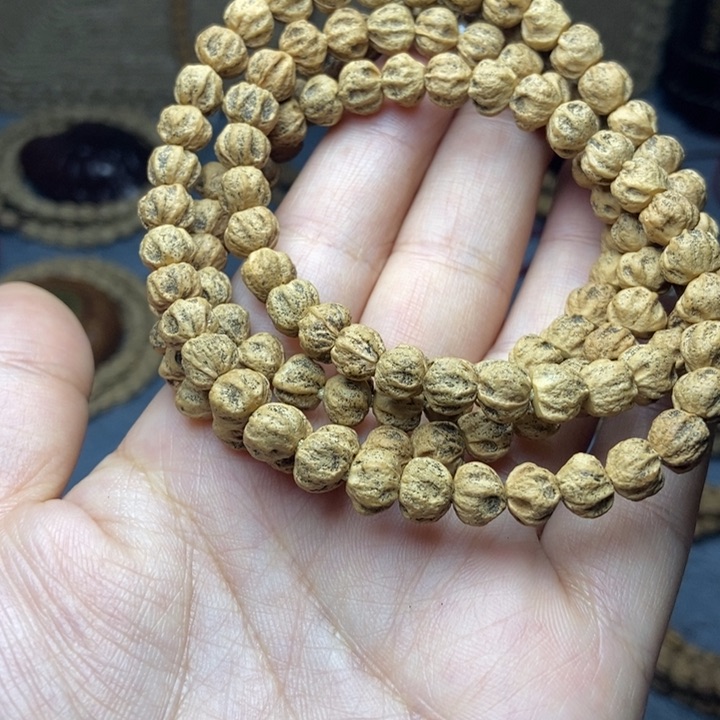 【闪购商品】柏香籽/百香籽吊坠凯