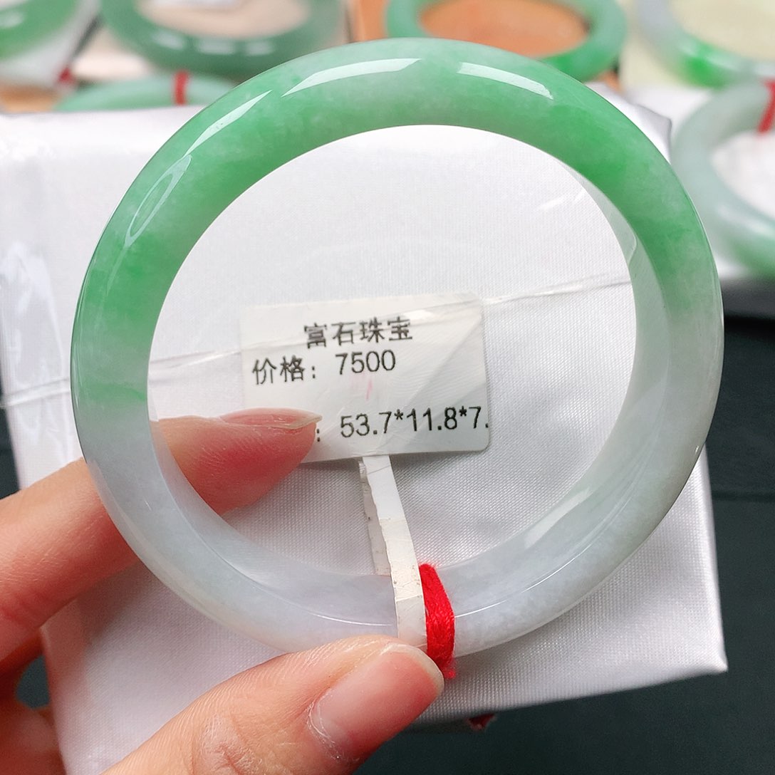 翡翠手镯未镶嵌天然翡翠手镯53