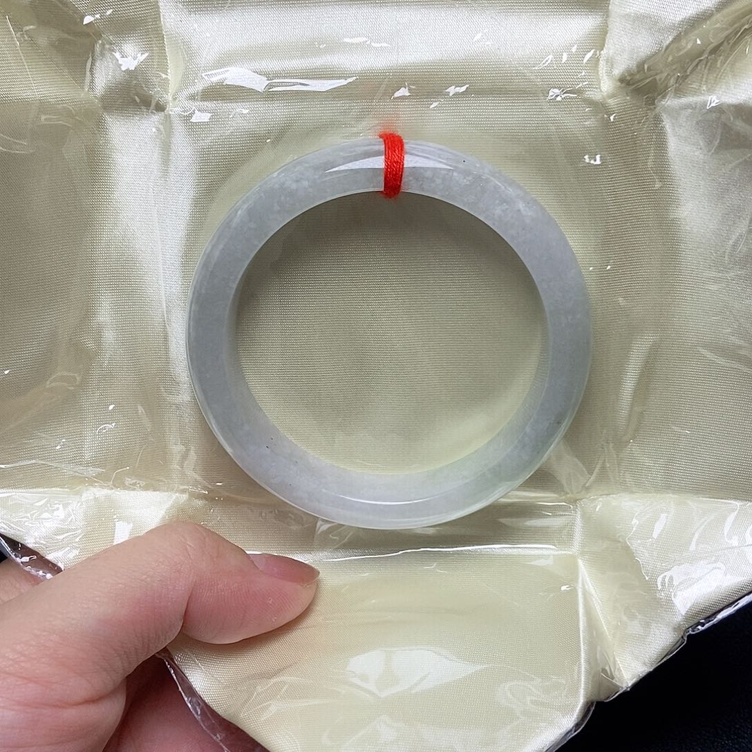 翡翠未镶嵌手镯55.3圈9