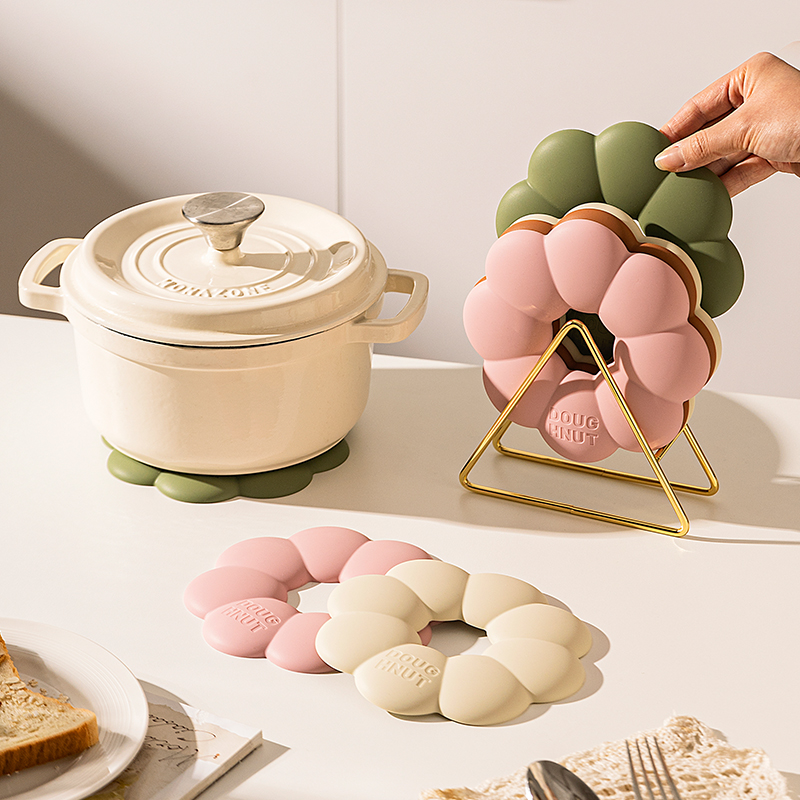 摩登主妇隔热垫高级感家用餐桌碗盘垫耐高温专用防烫垫硅胶砂锅垫