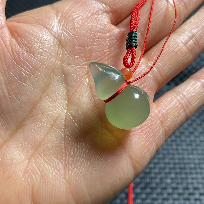 【闪购商品】蛇纹石玉颈饰未镶嵌