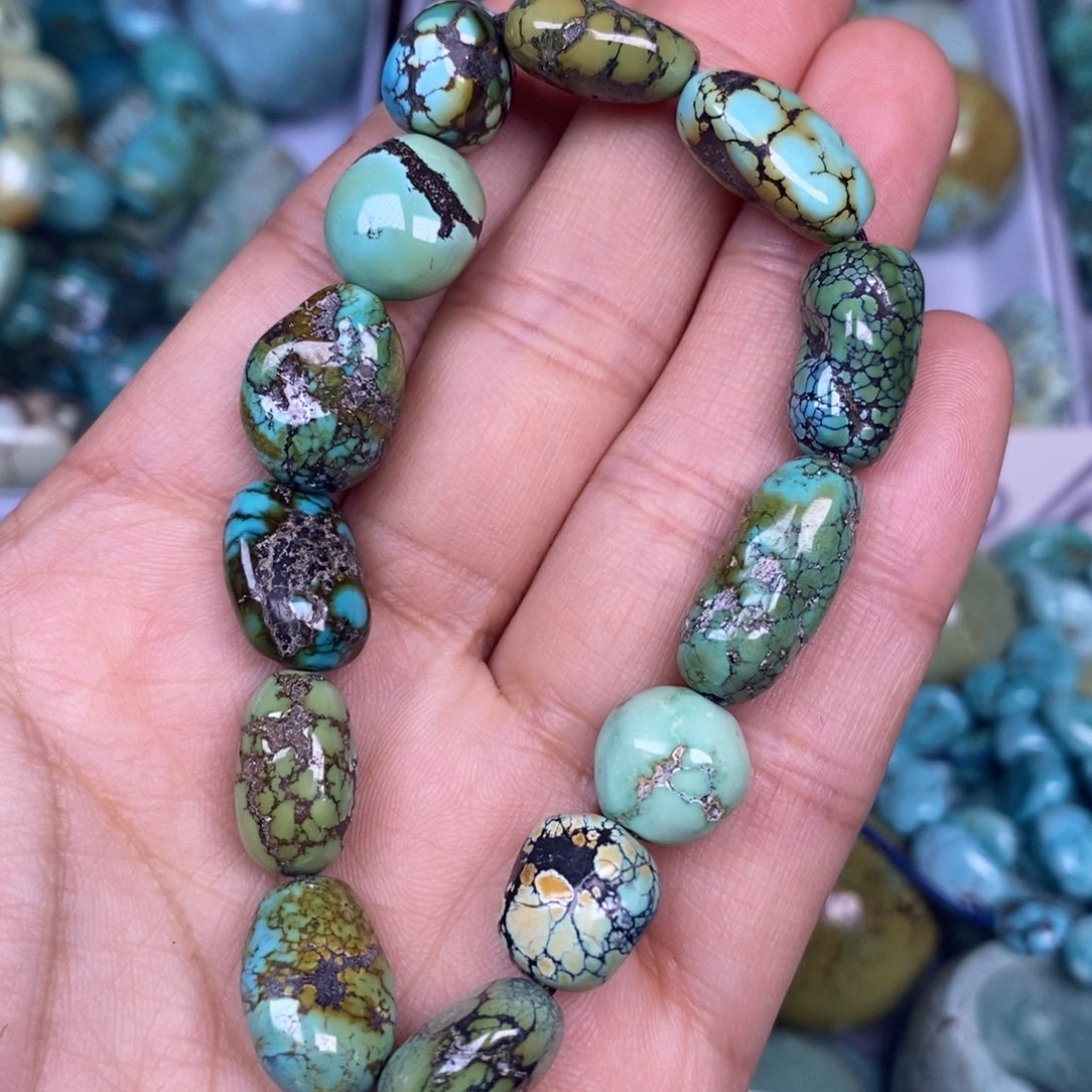 绿松石未镶嵌挂件