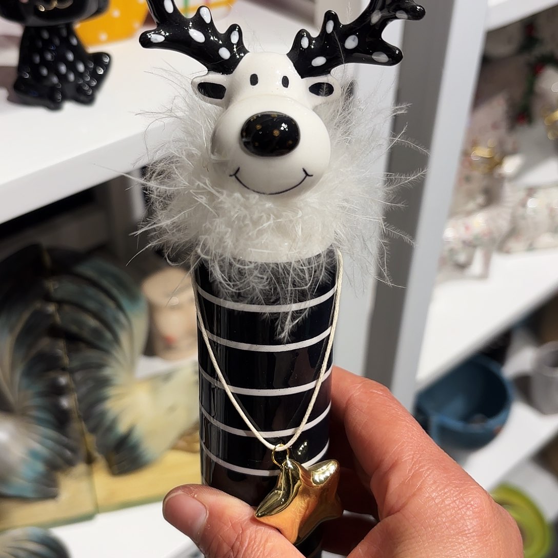 钱****?陶瓷艺术作品欣赏