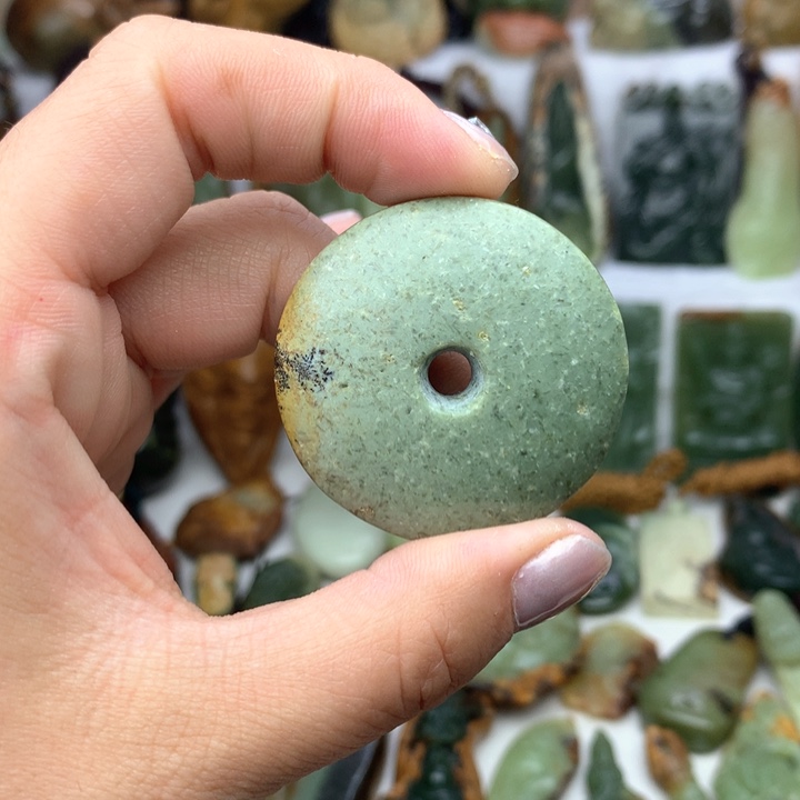岫岩河磨玉（透闪石质玉）挂件未镶嵌