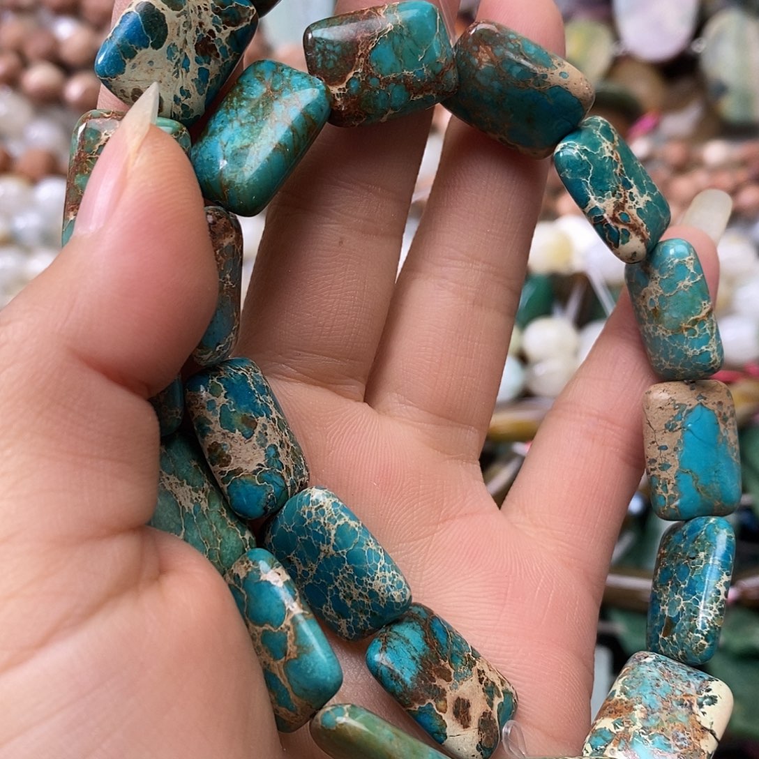 玛瑙/玉髓未镶嵌珠宝半成品一条装