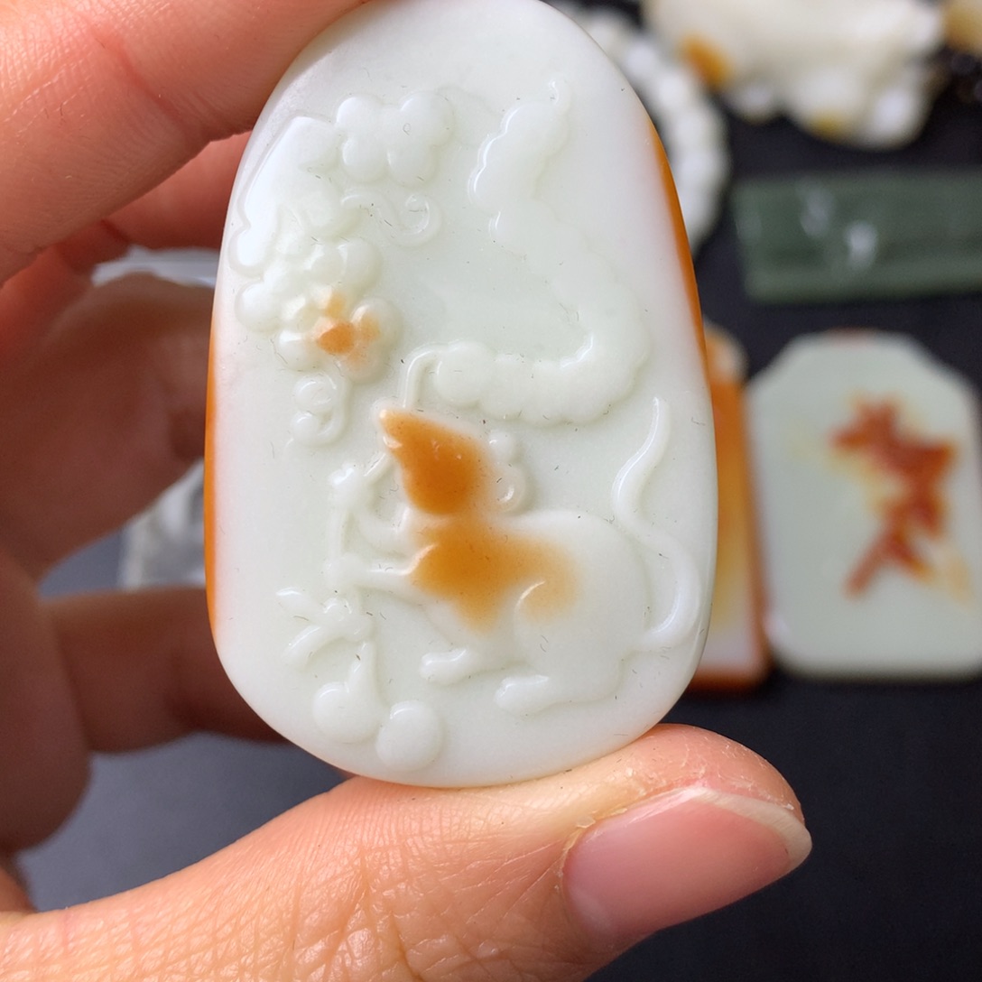 和田玉颈饰未镶嵌