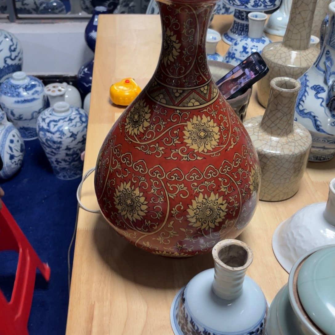 用***5珐红彩玉壶春瓶欣赏