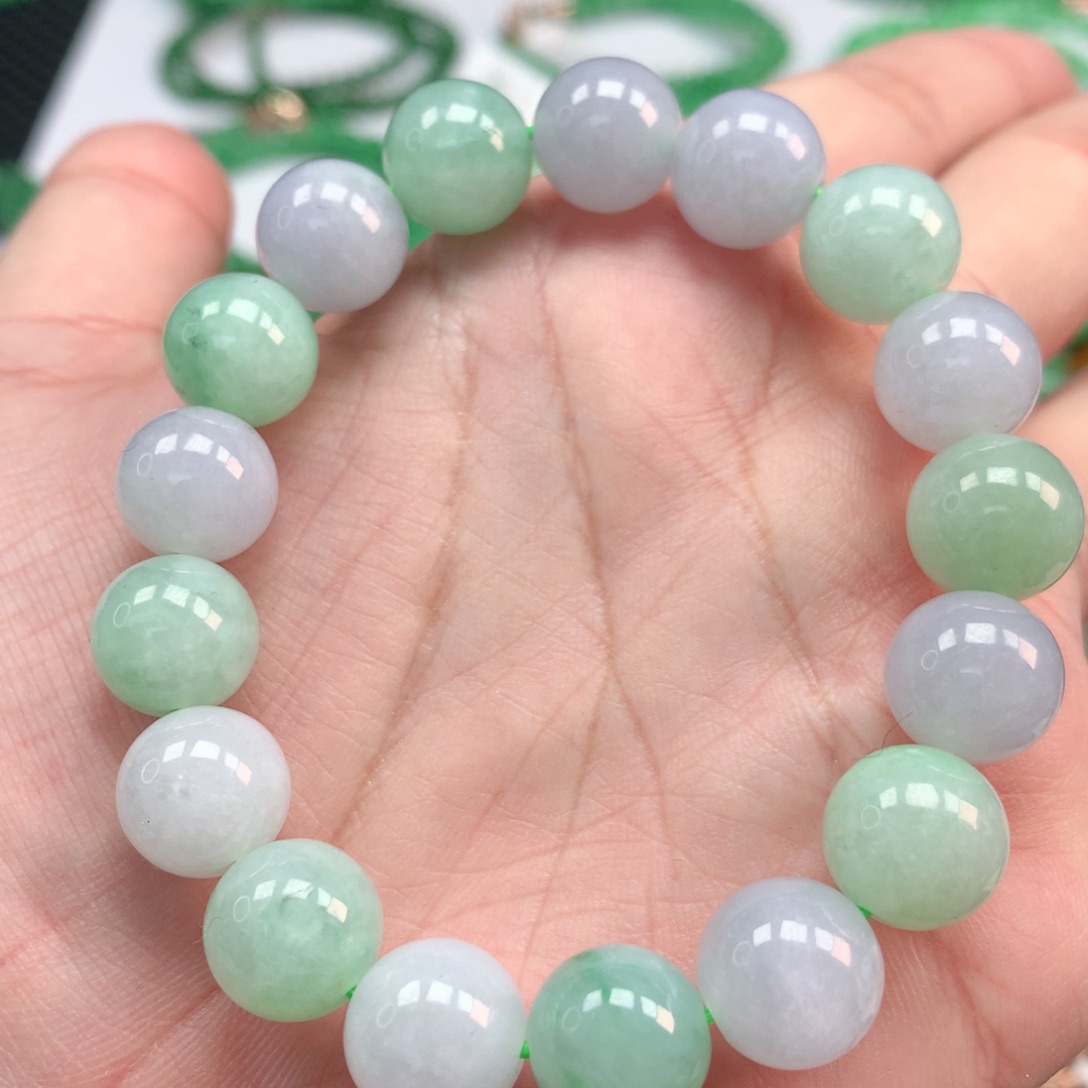 翡翠手链未镶嵌翡翠